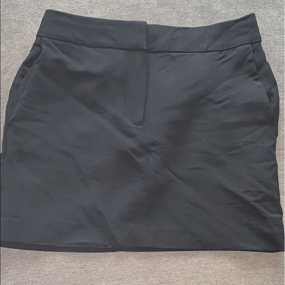Babaton mini skirt - Picture 1 of 3